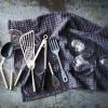 Sur La Table Washed Waffle Kitchen Towels – Set of 2 Ultra-Absorbent 28″ x 20″ Cotton Dish Towels with Soft Textured Weave, Non-Scratch, Machine Washable for Everyday Use, Charcoal(Dove Grey)