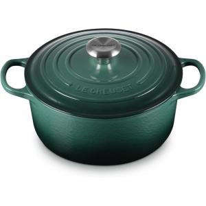 Le Creuset Enameled Cast Iron Signature Round Dutch Oven, 7.25 qt., Sea Salt(Artichaut)