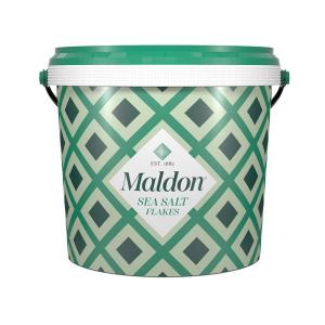 Maldon Salt, Sea Salt Flakes, 8.5 oz (240 g), Kosher, Natural, Unique Gourmet Pyramid Shaped Salt Flakes, Perfect for a Wide Range of Dishes, Hand-Harvested for Four Generations (Packaging May vary)(24.8 Ounce (Pack of 2))