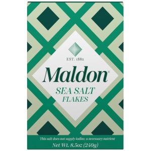 Maldon Salt, Sea Salt Flakes, 8.5 oz (240 g), Kosher, Natural, Unique Gourmet Pyramid Shaped Salt Flakes, Perfect for a Wide Range of Dishes, Hand-Harvested for Four Generations (Packaging May vary)(8.5 Ounce (Pack of 1))