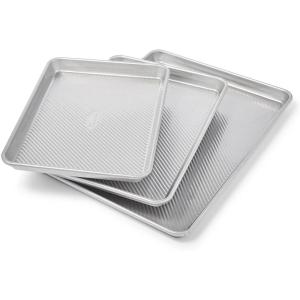 Sur La Table Commercial Baking Pan Set – 3-Piece Aluminized Steel Pans (1/4 Pan, 1/2 Pan, Jelly Roll Pan) with Fluted, Corrugated Design for Even Heating, Rust & Warp Resistant, Nonstick Silicone
