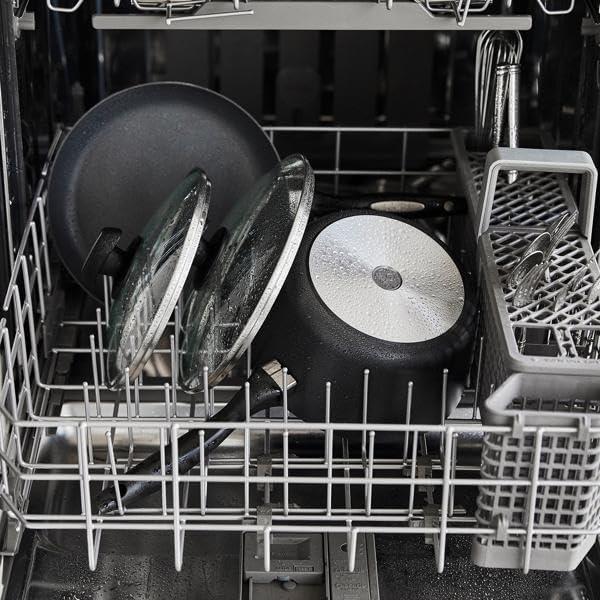 imageScanpan ES5 Windsor Pan with Lid 3 qt Black