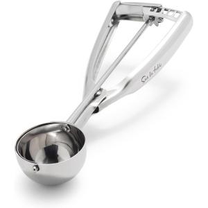 Sur La Table Stainless Steel Ice Cream Scooper, Sturdy 18/8 Stainless Steel Scoop for Clean, Round Frozen Treats Servings