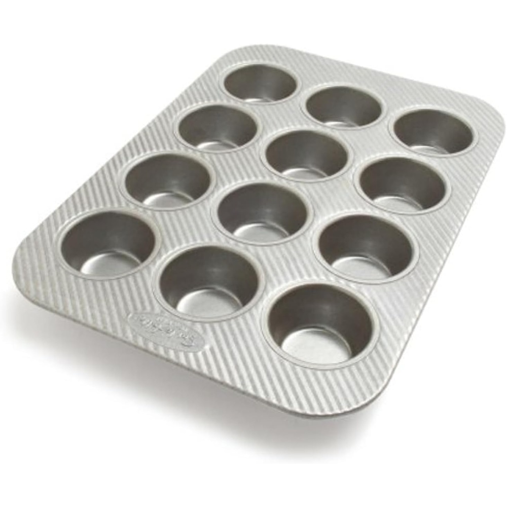 image:imageSur La Table Platinum Pro Standard Muffin Pan 12 Count Silver