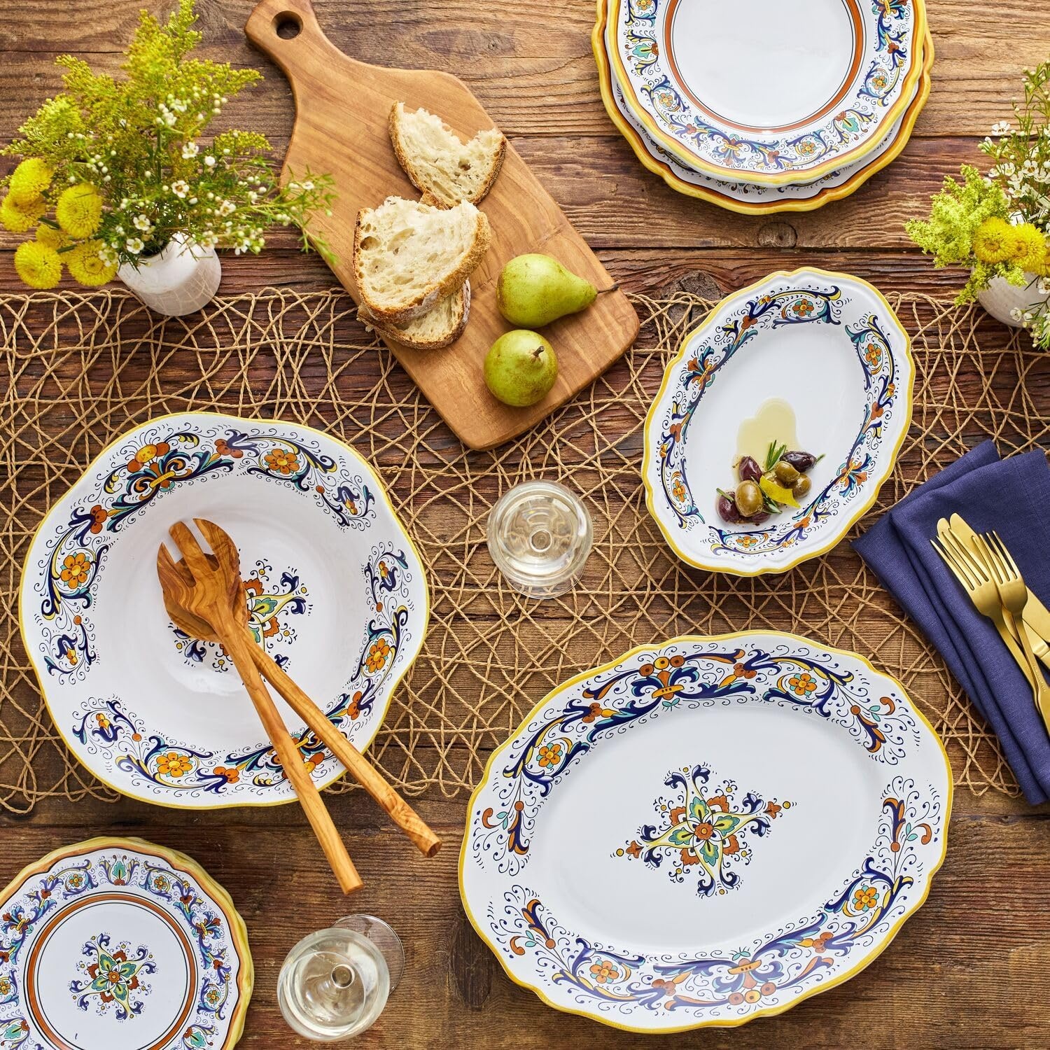 image:imageSur La Table Nova Deruta Baroque Medallion Oval Bowl White