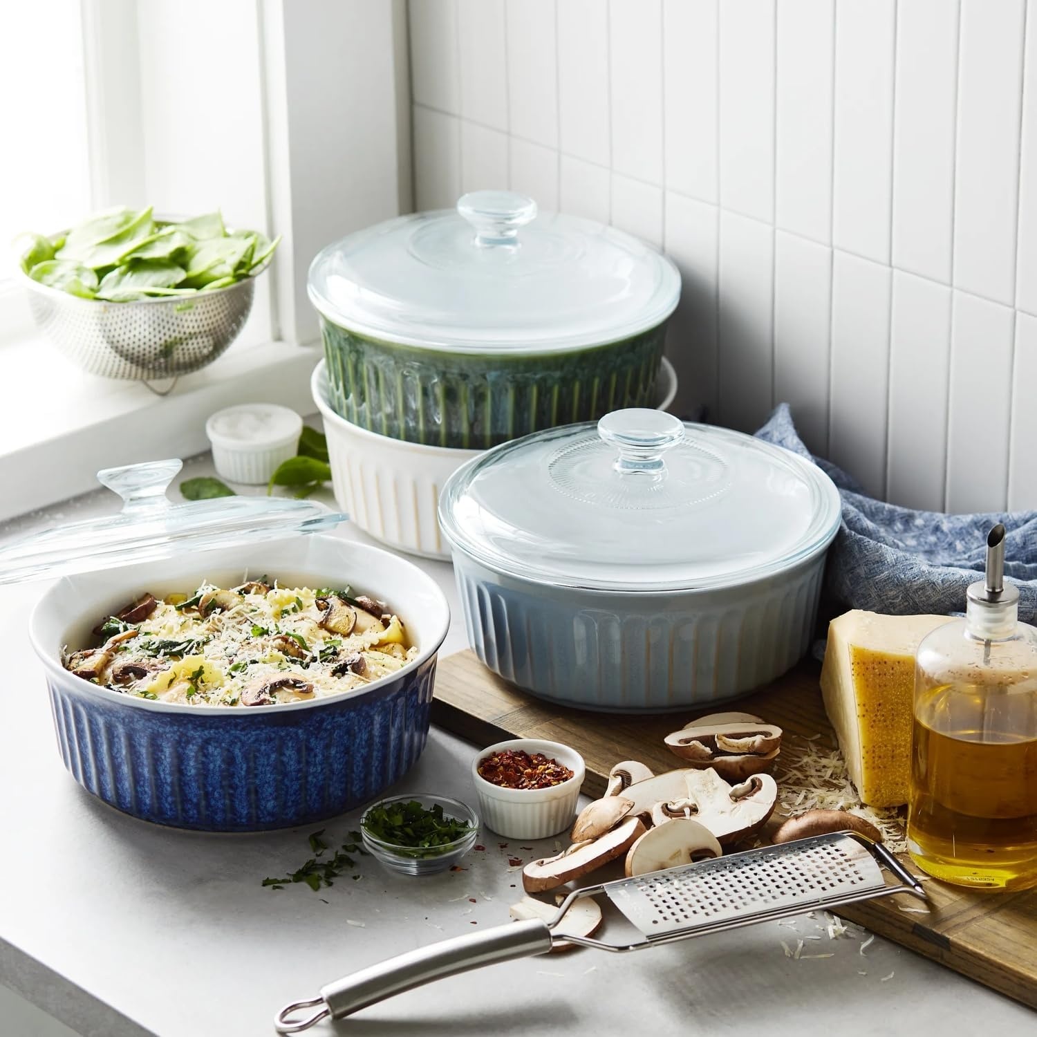 image:imageSur La Table Round Baker with Lid 2 qt Blue
